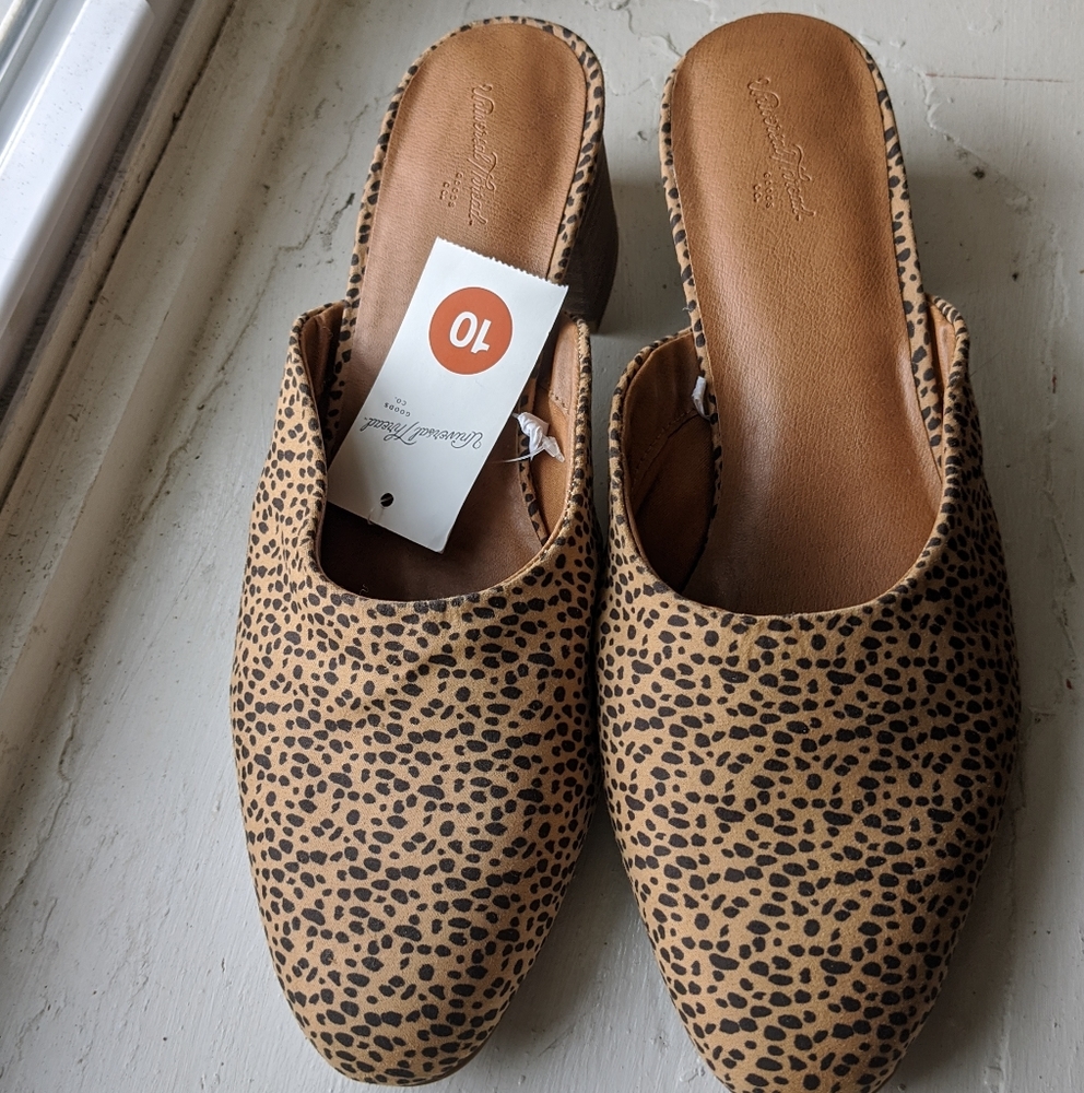 Spotted healed mules